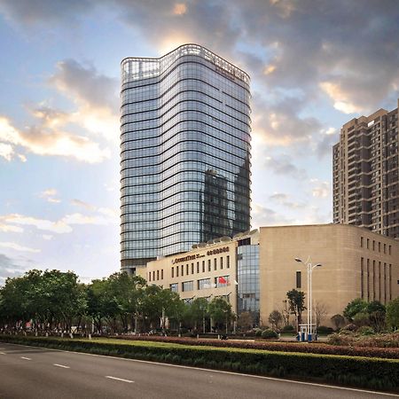 Отель Doubletree By Hilton Ningbo Beilun Экстерьер фото