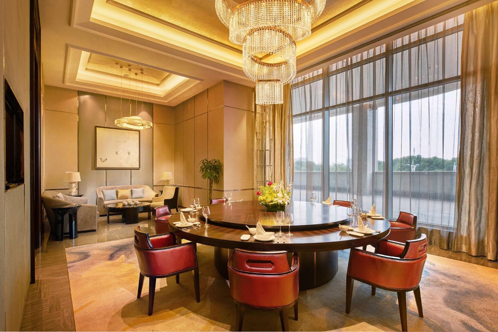 Отель Doubletree By Hilton Ningbo Beilun Экстерьер фото